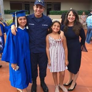 Meet your Posher, Dalia